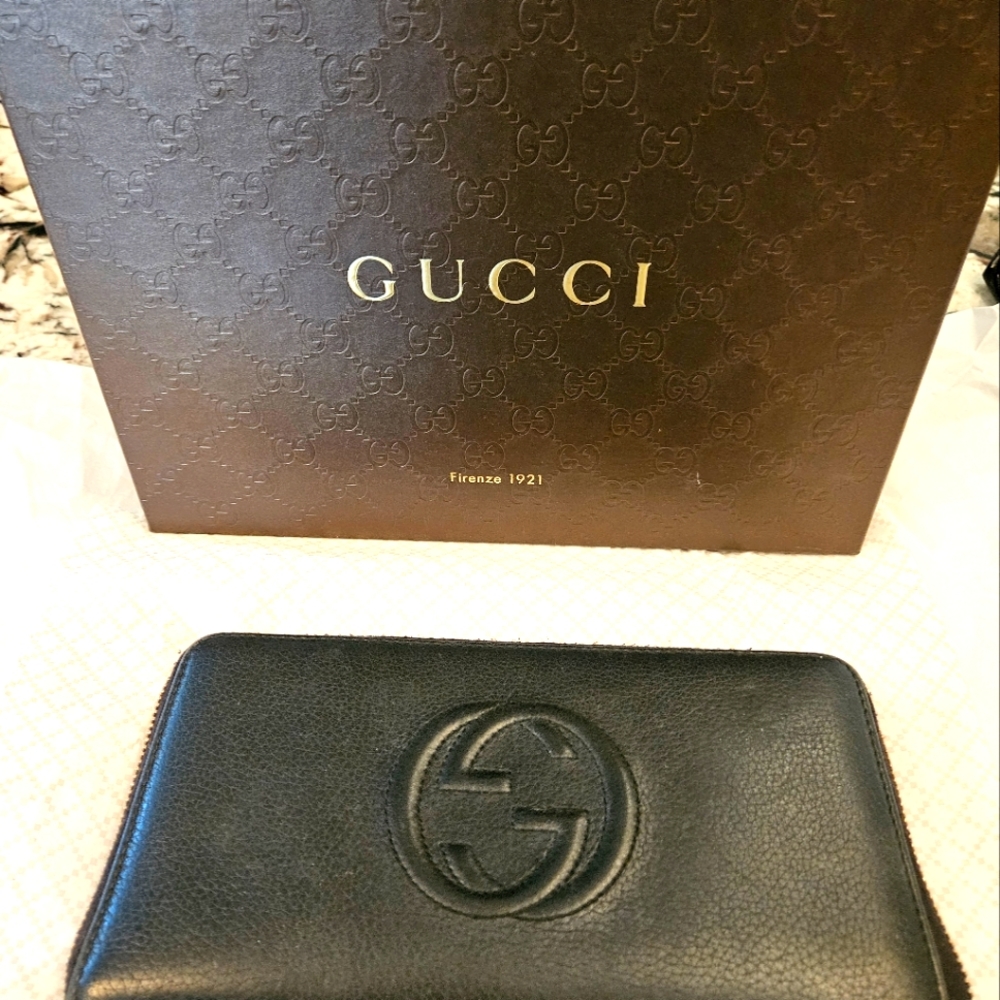 GUCCI wallet